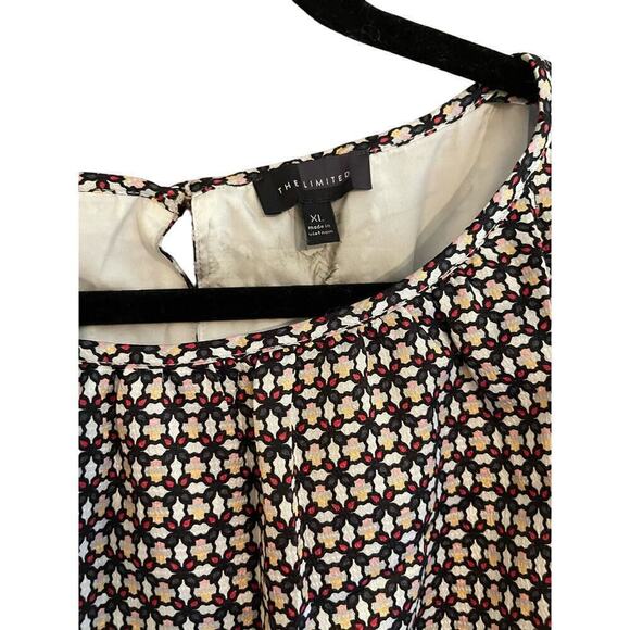 The limited career wear dress - Picture 2 of 4